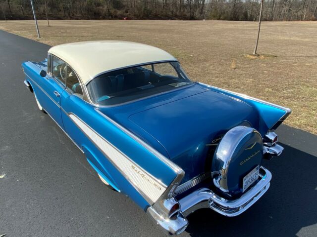 Chevrolet Bel Air/150/210 1957 image number 27