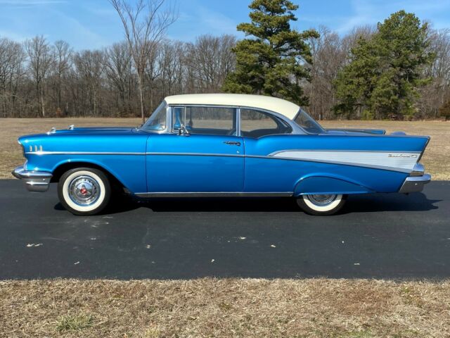 Chevrolet Bel Air/150/210 1957 image number 29