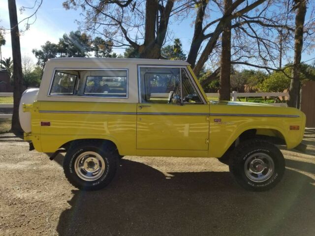 Ford Bronco 1974 image number 26