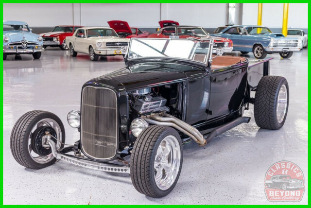 Ford Roadster 1932 image number 0