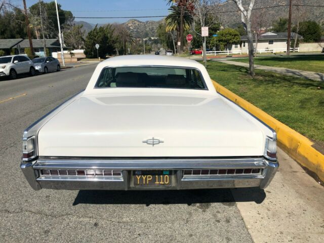 Lincoln Continental 1969 image number 16