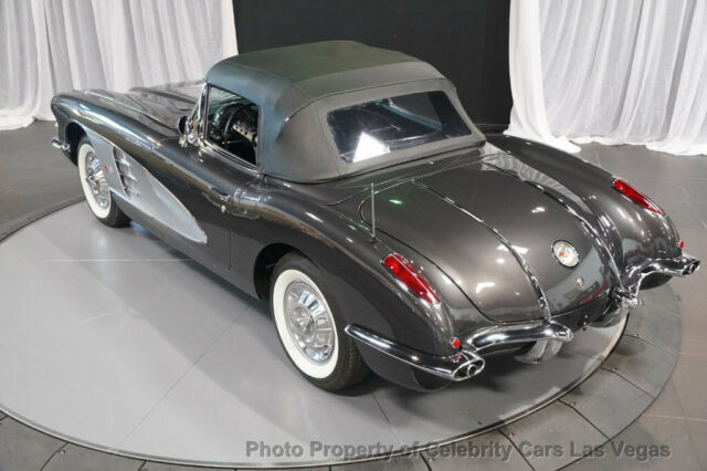 Chevrolet Corvette 1958 image number 18