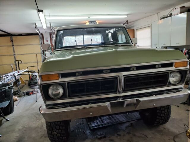 Ford F-250 1977 image number 32