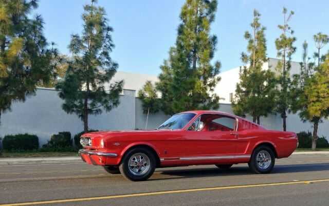 Ford Mustang 1965 image number 16