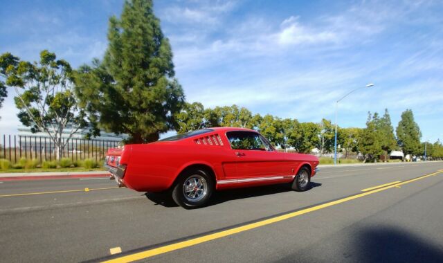 Ford Mustang 1965 image number 21