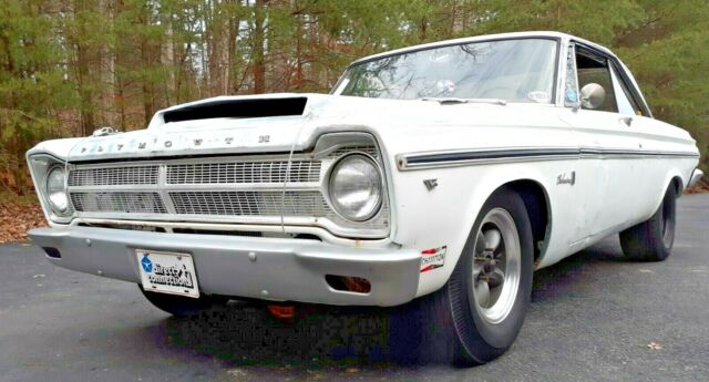 Plymouth Belvedere 1965 image number 0