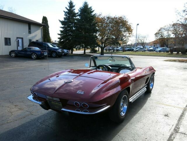 Chevrolet Corvette Convertible, 1967 image number 9