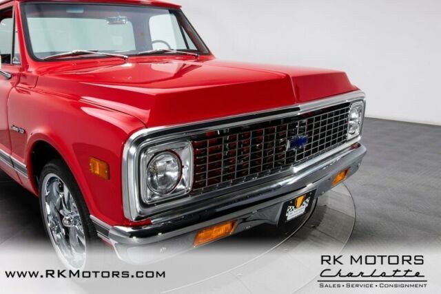 Chevrolet C-10 1971 image number 12