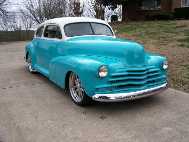 Chevrolet FLEETLINE 1948 image number 4