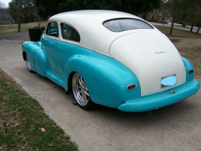 Chevrolet FLEETLINE 1948 image number 5