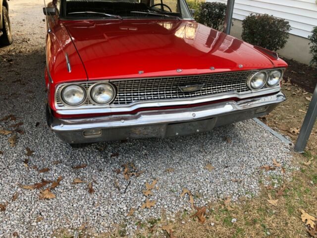 Ford Galaxie 1963 image number 20