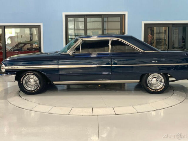 Ford Galaxie 1964 image number 31