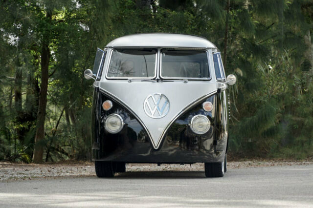 Volkswagen Bus/Vanagon 1962 image number 19