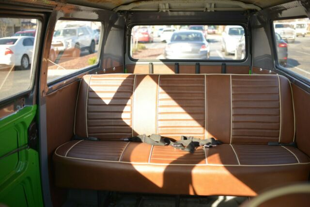 Volkswagen Bus/Vanagon 1973 image number 5