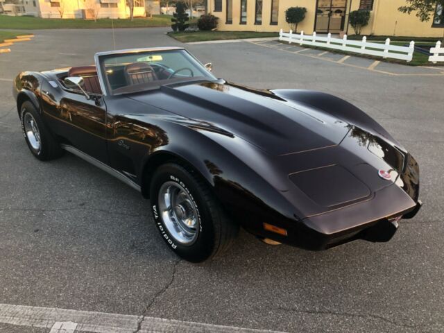 Chevrolet Corvette 1975 image number 1