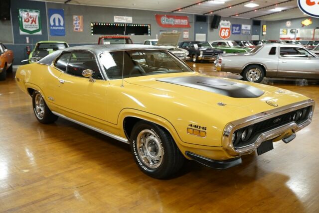 Plymouth GTX 1971 image number 7