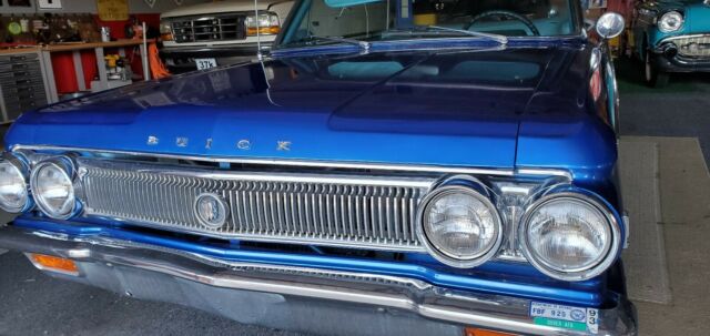 Buick Skylark 1963 image number 2