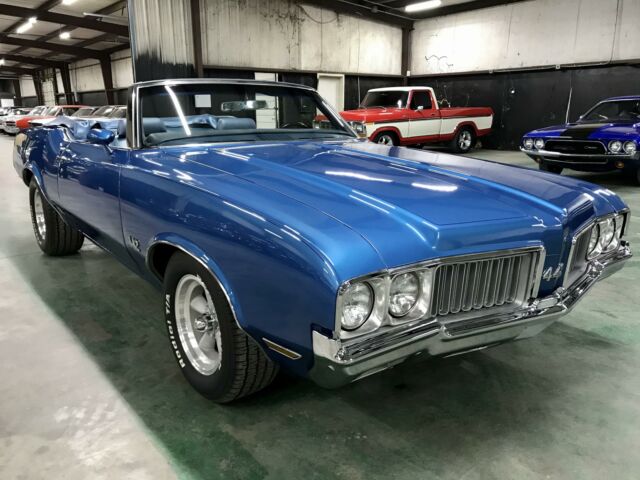 Oldsmobile Cutlass 1970 image number 30