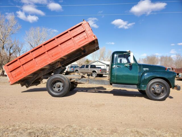 Chevrolet PROJECT DUMP TRUCK KANSAS FARMER 1948 6400 GREEN 1949 image number 31