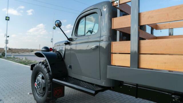 Dodge Power Wagon 1946 image number 33