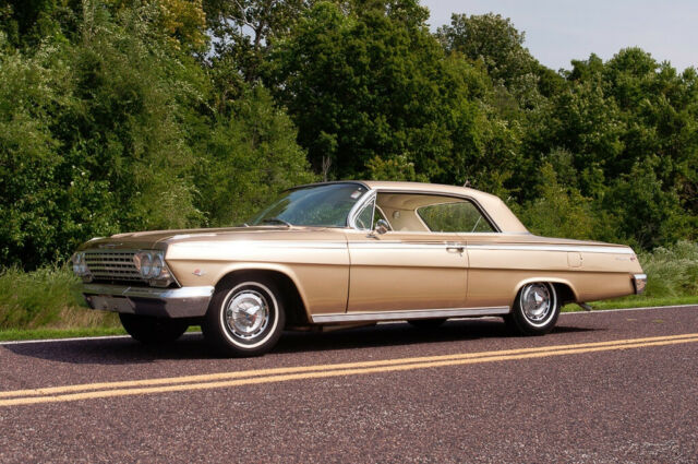 Chevrolet Impala 1962 image number 32