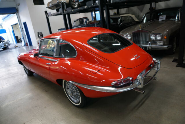 Jaguar XKE Series II 4.2 6 cyl 1968 image number 10