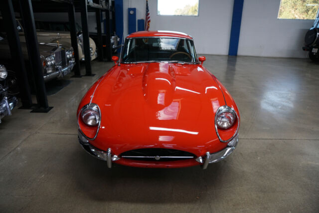 Jaguar XKE Series II 4.2 6 cyl 1968 image number 30