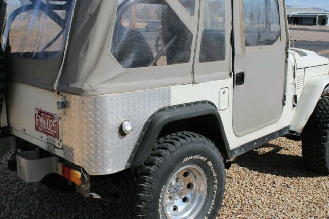 Toyota Land Cruiser 1976 image number 1