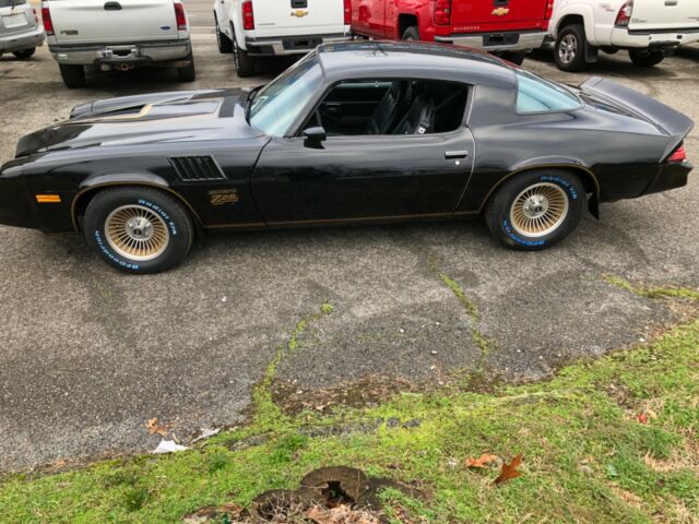 Chevrolet Camaro 1978 image number 2