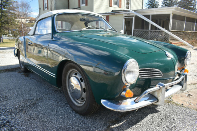 Volkswagen Karmann Ghia 1967 image number 2