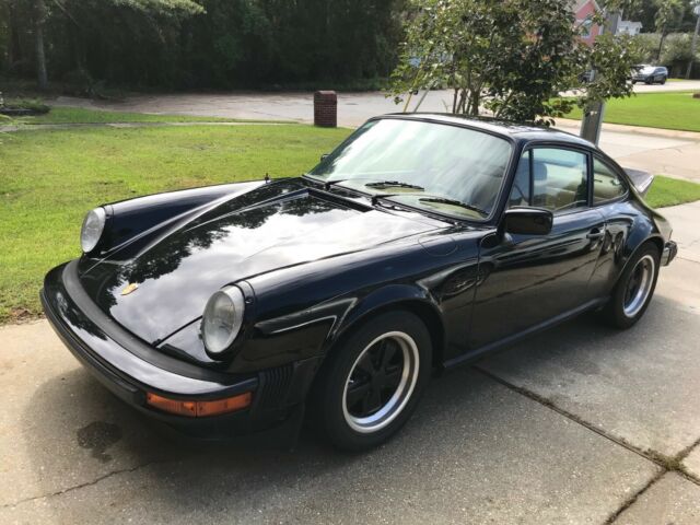 Porsche 911 1976 image number 8