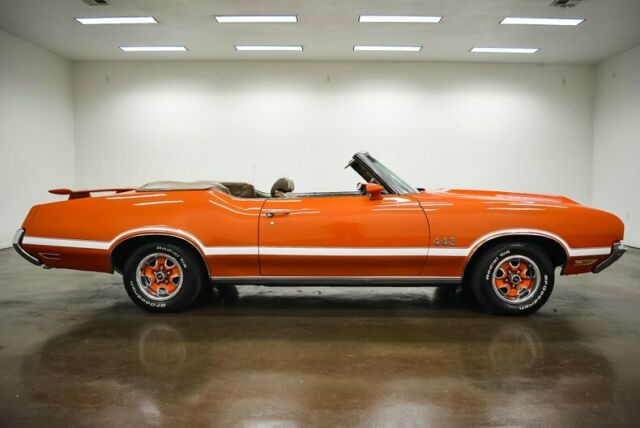 Oldsmobile Cutlass 1972 image number 32