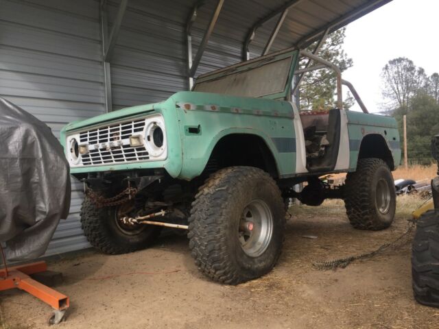 Ford Bronco 1972 image number 0