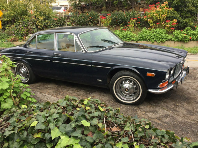 Jaguar XJ6 1973 image number 1