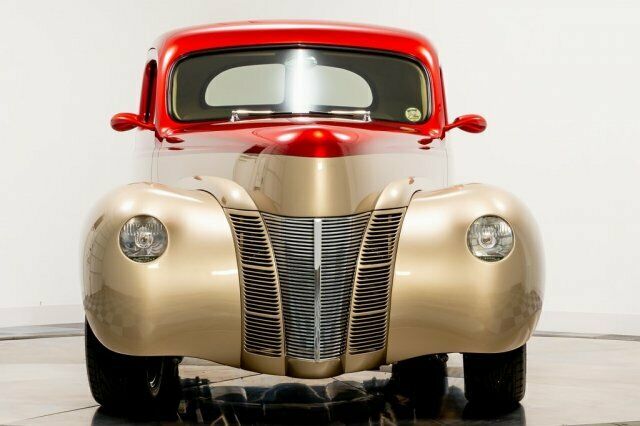 Ford Coupe 1940 image number 2