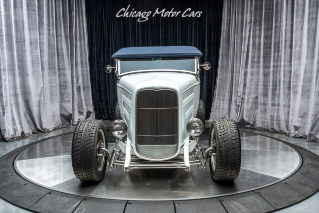 Ford Custom Roadster 1932 image number 33