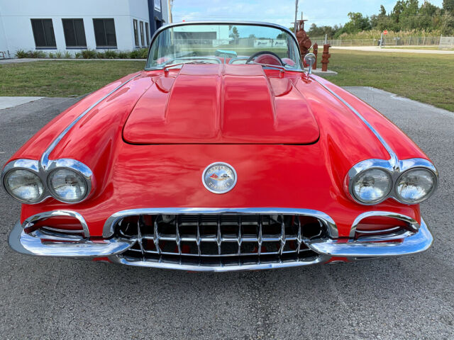 Chevrolet Corvette 1959 image number 2