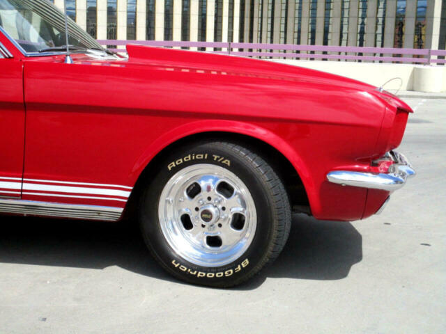 Ford Fastback 1966 image number 33