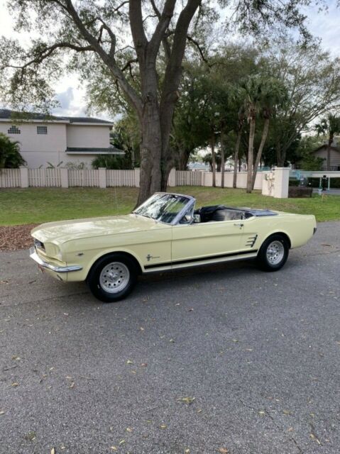 Ford Mustang 1966 image number 0