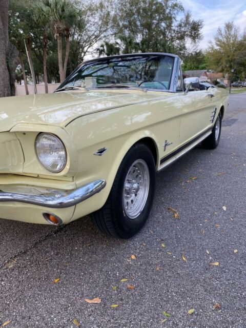 Ford Mustang 1966 image number 7