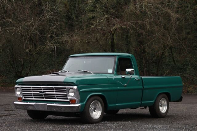 Ford F-100 1970 image number 0