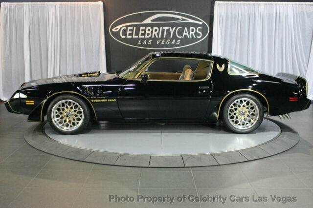 Pontiac Firebird 1979 image number 2