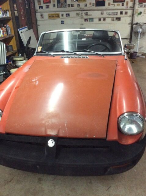 MG MGB 1977 image number 3