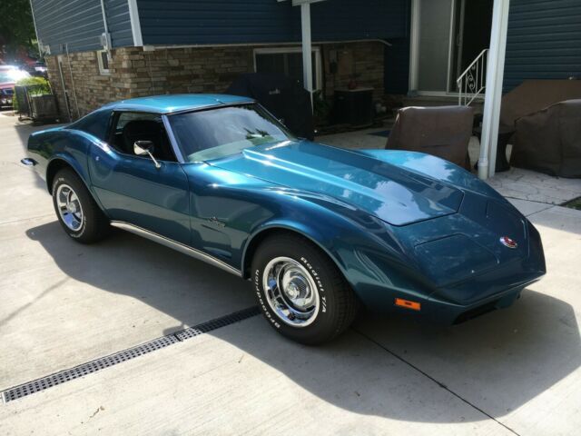 Chevrolet Corvette 1973 image number 0