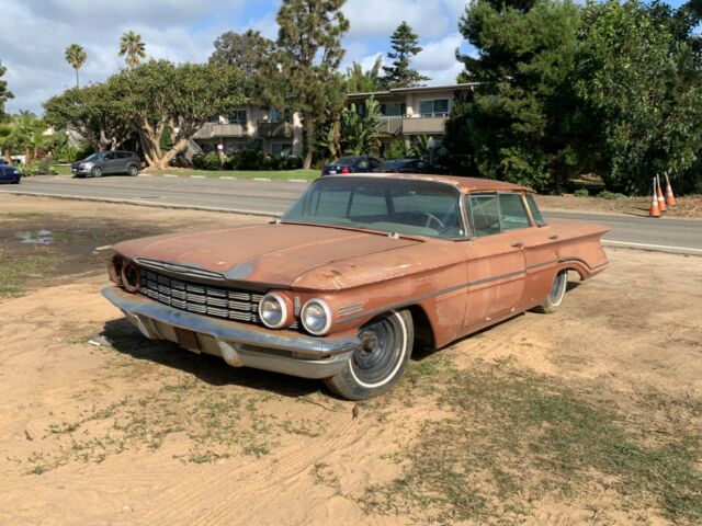 Oldsmobile Ninety-Eight 1960 image number 21