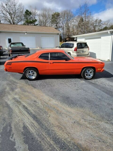 Plymouth Duster 1972 image number 16