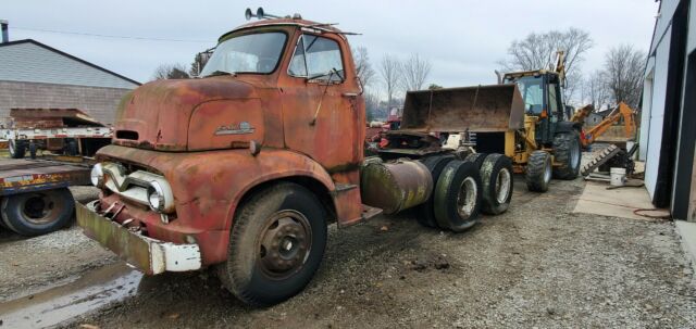 Ford C900 1955 image number 23