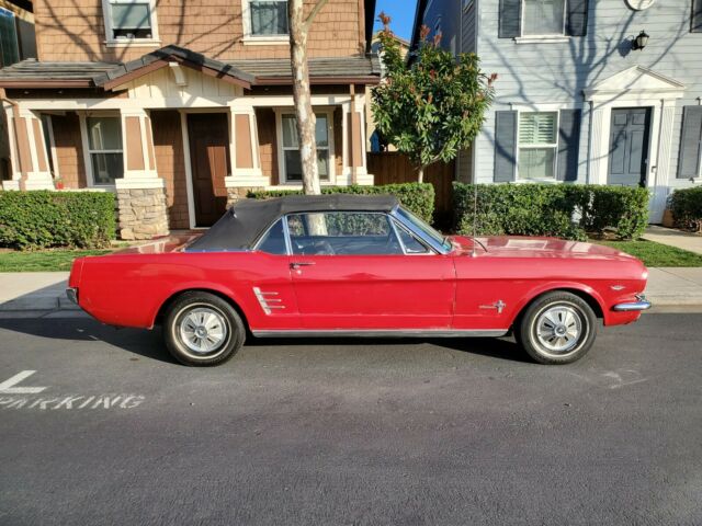 Ford Mustang 1966 image number 20