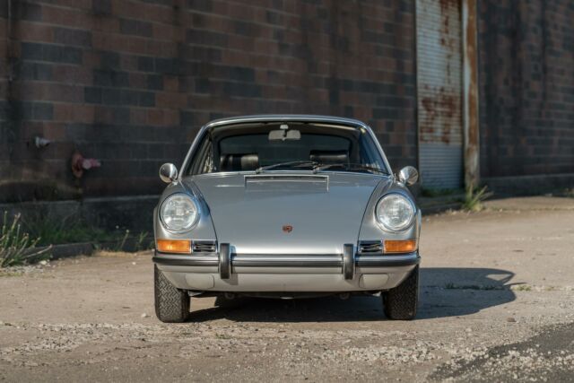 Porsche 911 1970 image number 24