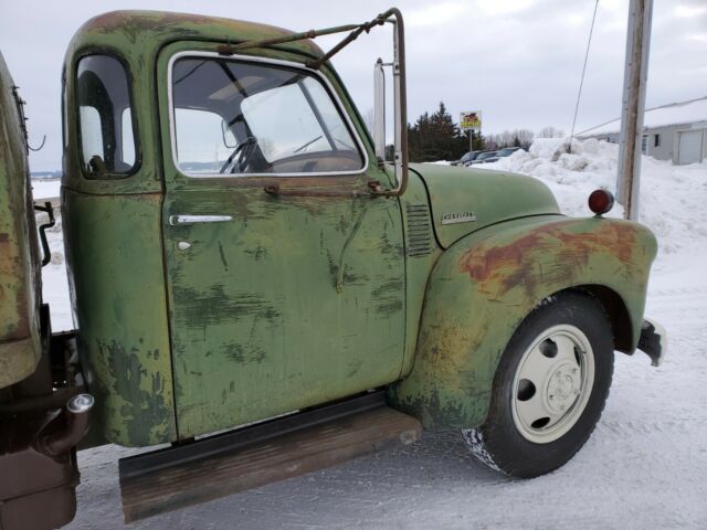 Chevrolet Chevy 1947 image number 18